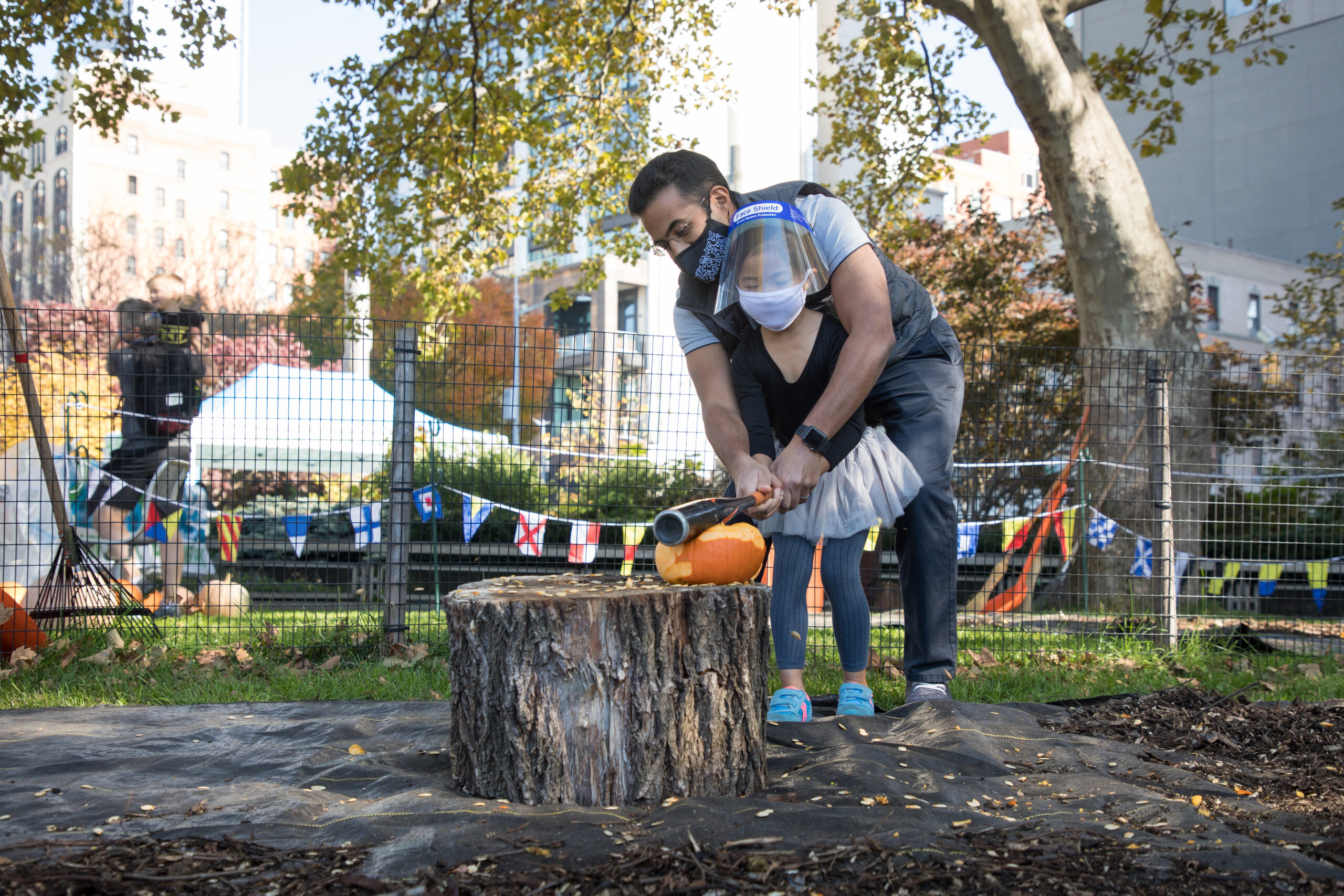 Pumpkin Smash 2020 in Hudson River Park father daughter
