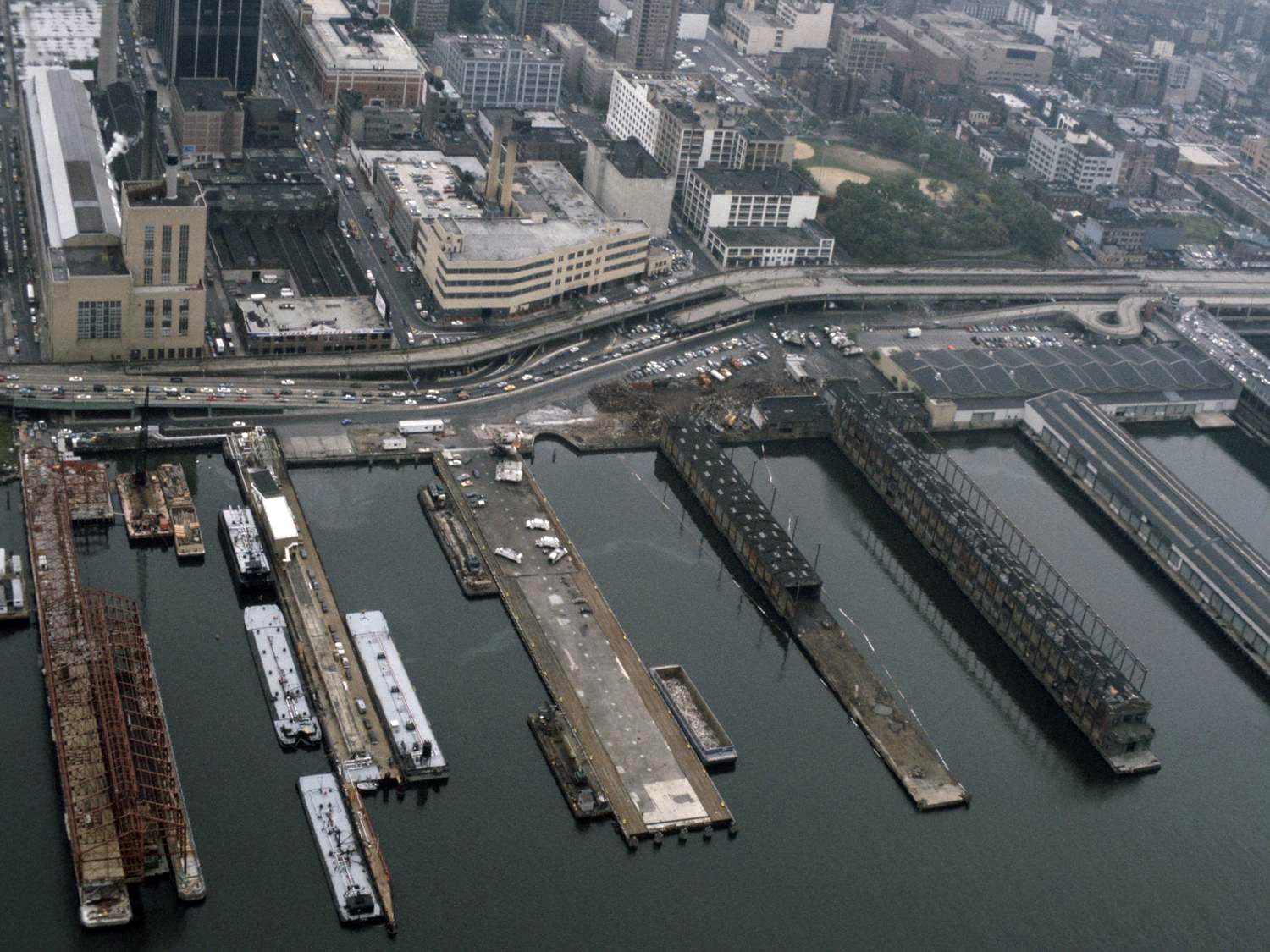 An aerial view of Clinton Cove, including Piers 94 through 99, from 1992.